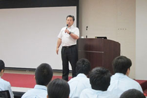 堺高校　1年生　スマホ・安全教室