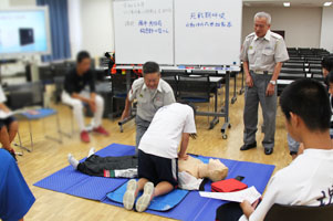 堺高校　心肺蘇生法研修