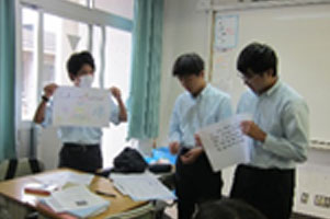 堺高校　英語授業　ポスターセッション