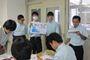 堺高校　英語授業　ポスターセッション