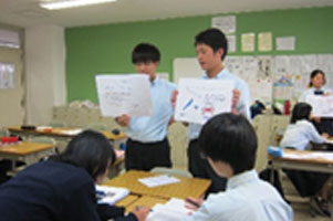 堺高校　英語授業　ポスターセッション