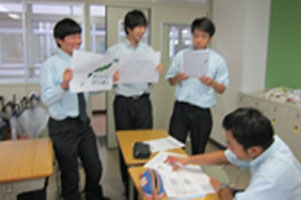 堺高校　英語授業　ポスターセッション