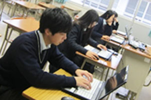 堺高校　英語　Final Presentation