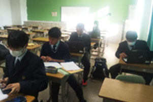 堺高校　英語　ジグソー法