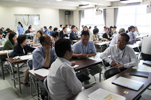 堺高校　マネジメント創造科3年生　人権研修