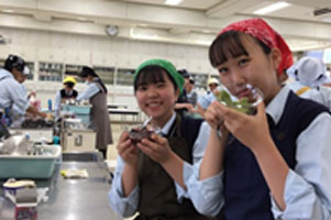 堺高校　家庭基礎　調理実習