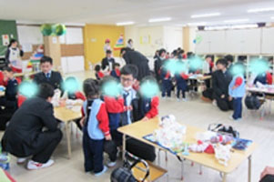 堺高校　2年家庭基礎　保育実習