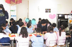 堺高校　2年家庭基礎　保育実習