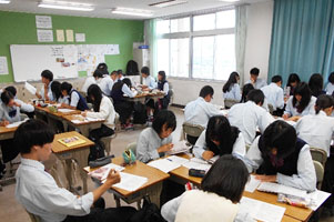 堺高校　マネジメント創造科