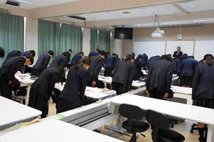 堺高校　マネジメント創造科3年生　総合実践授業