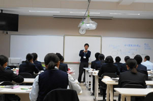 堺高校　マネジメント創造科3年生　総合実践授業