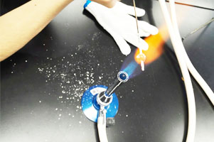 堺高校　サイエンス創造科３年生 とんぼ玉制作