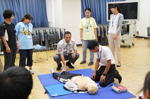 堺高校　心肺蘇生法研修