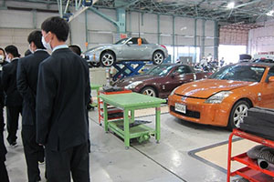 堺高校　自動車学校見学