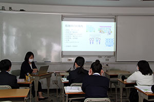 堺高校　職業別進路説明会