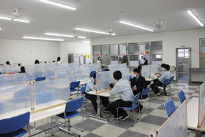 堺高校　学校食堂スタート