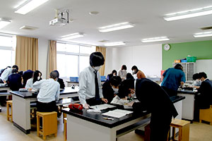 堺高校 サイエンス創造科