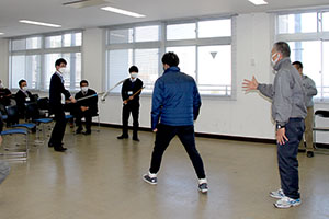 堺高校　不審者講習