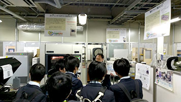 サイエンス創造科　大学見学