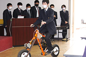 堺高校　機械材料創造科３年生　課題研究