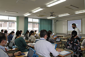 堺高校　タブレット研修会