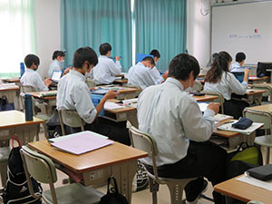 堺高校　サイエンス創造科