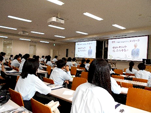 堺高校　マネジメント創造科