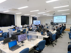 堺高校　サイエンス創造科