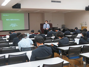 堺高校　サイエンス創造科