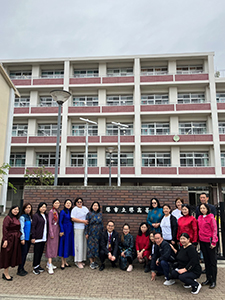 堺高校　視察団