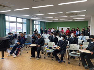 堺高校　視察団