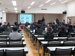 堺高校　サイエンス発表会