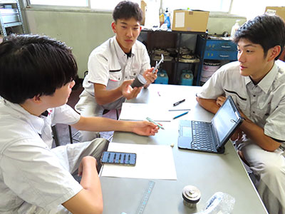 堺高校　機械材料創造科３年生　課題研究