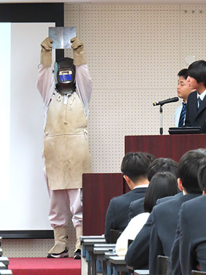 堺高校　機械材料創造科３年生　課題研究