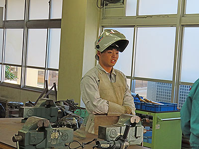 堺高校　機械材料創造科３年生　課題研究