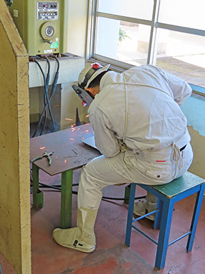 堺高校　機械材料創造科３年生　課題研究