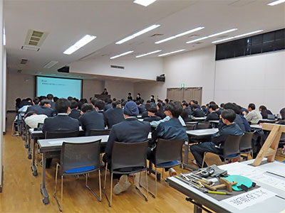 堺高校　建築インテリア創造科