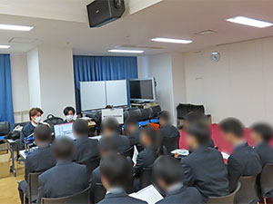 堺高校　キャリアからの通信