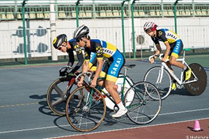 堺高校　自転車競技部