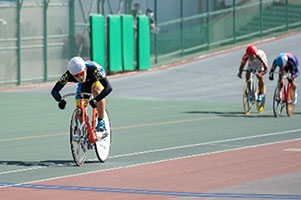 堺高校　自転車競技部