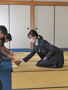 堺高校　茶華道部