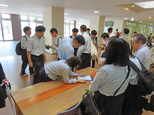 堺高校　放送部