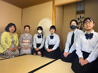 堺高校　茶華道部