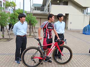 堺高校　自転車競技部
