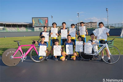 堺高校　自転車競技部