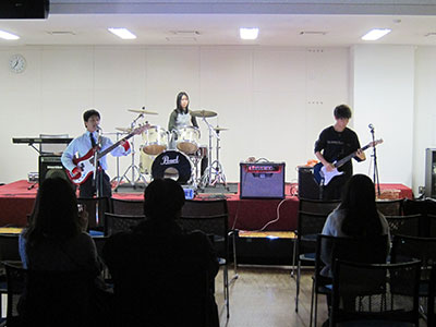 堺高校　軽音楽部