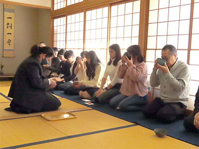 堺高校　茶華道部